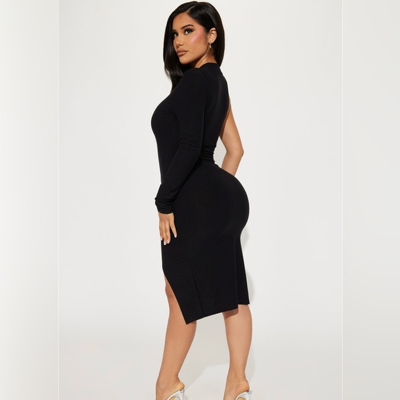 BLACK ASYMMETRICAL ONE SHOULDER MIDI DRESS-BRAND NEW - Picture 2 of 2